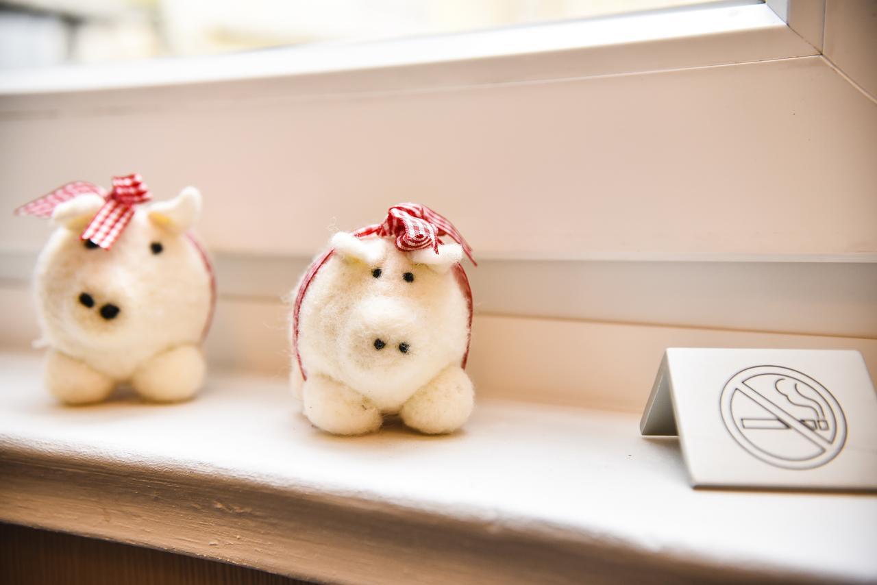 Ferienwohnung Schwarz & Weiss Eisenach Esterno foto
