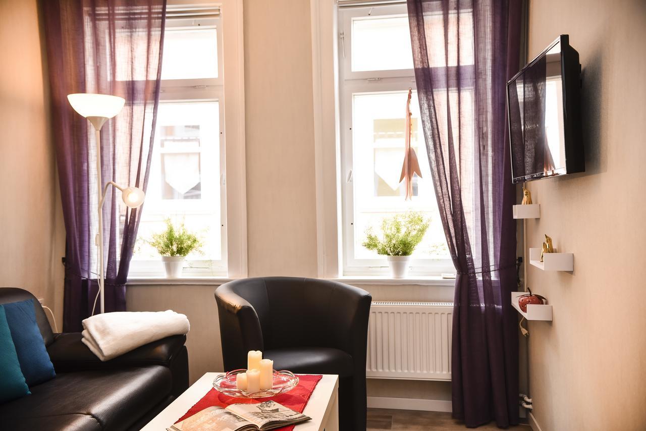 Ferienwohnung Schwarz & Weiss Eisenach Esterno foto